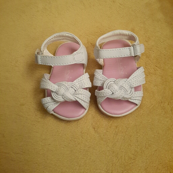 Bellini Infant Sandal (Wnite) F-6 - Picture 5 of 5